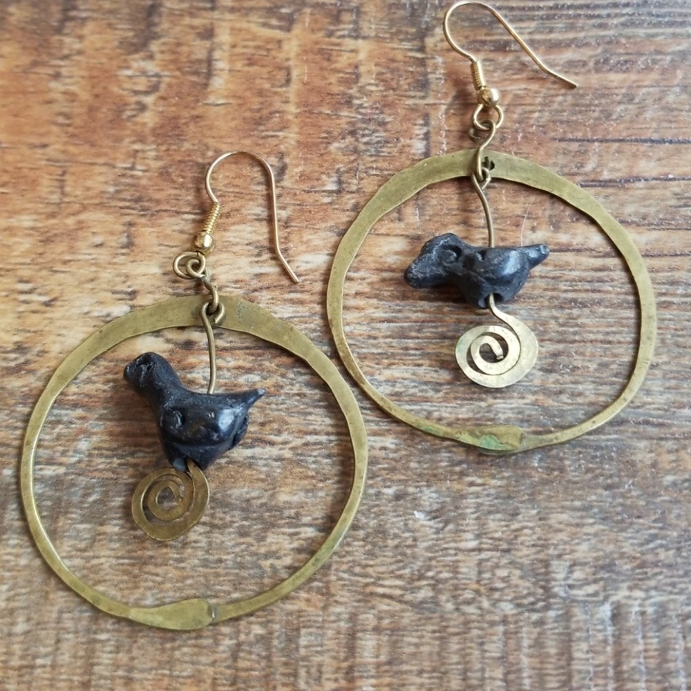 VTG drop earrings.